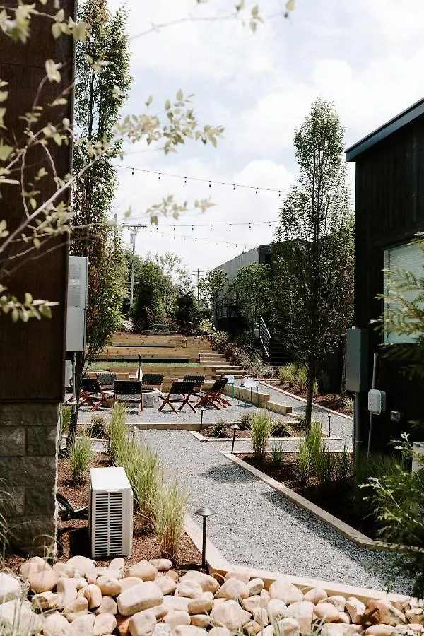 Ironwood Grove, Tiny House Hotel Nashville