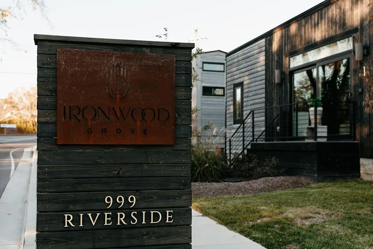 Aparthotel Ironwood Grove, Tiny House Hotel Nashville