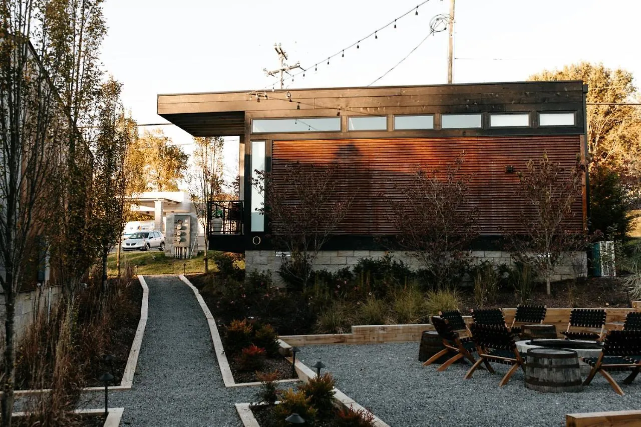 Ironwood Grove, Tiny House Hotel Nashville 0*,  United States